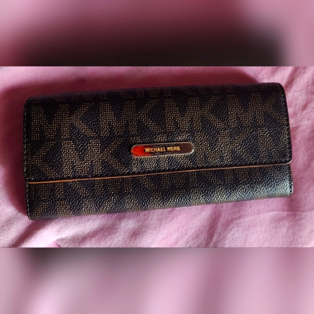 MK wallet